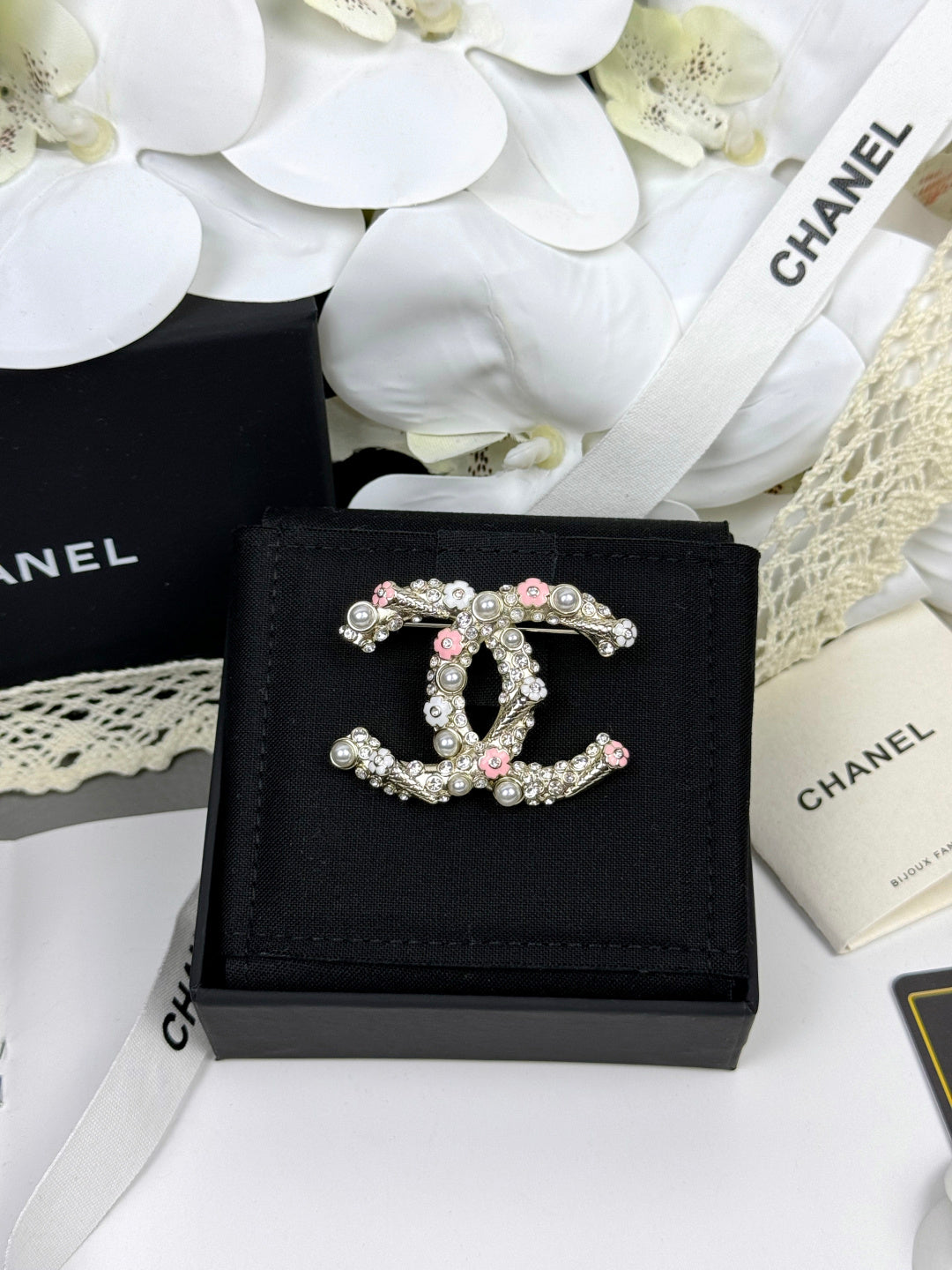 [⭐Renara]26C Pink-White Enamel Ice Cream Cone Double C Brooch
