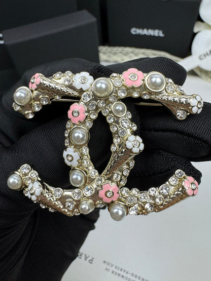 [⭐Renara]26C Pink-White Enamel Ice Cream Cone Double C Brooch