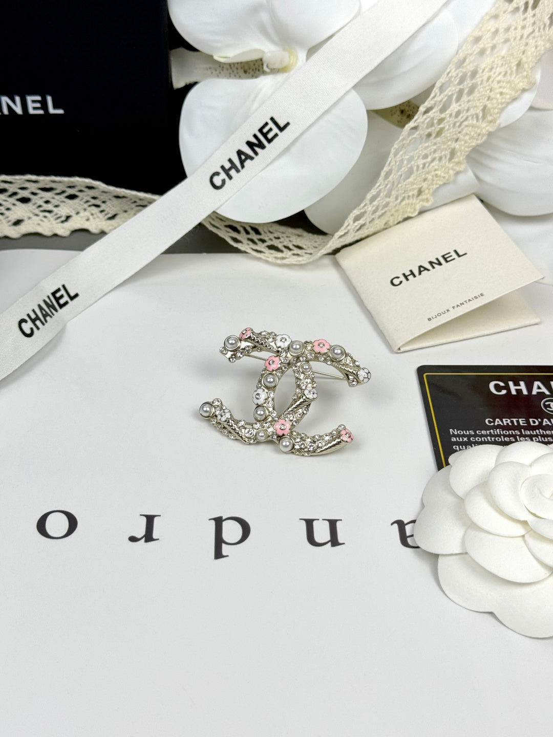 [⭐Renara]26C Pink-White Enamel Ice Cream Cone Double C Brooch