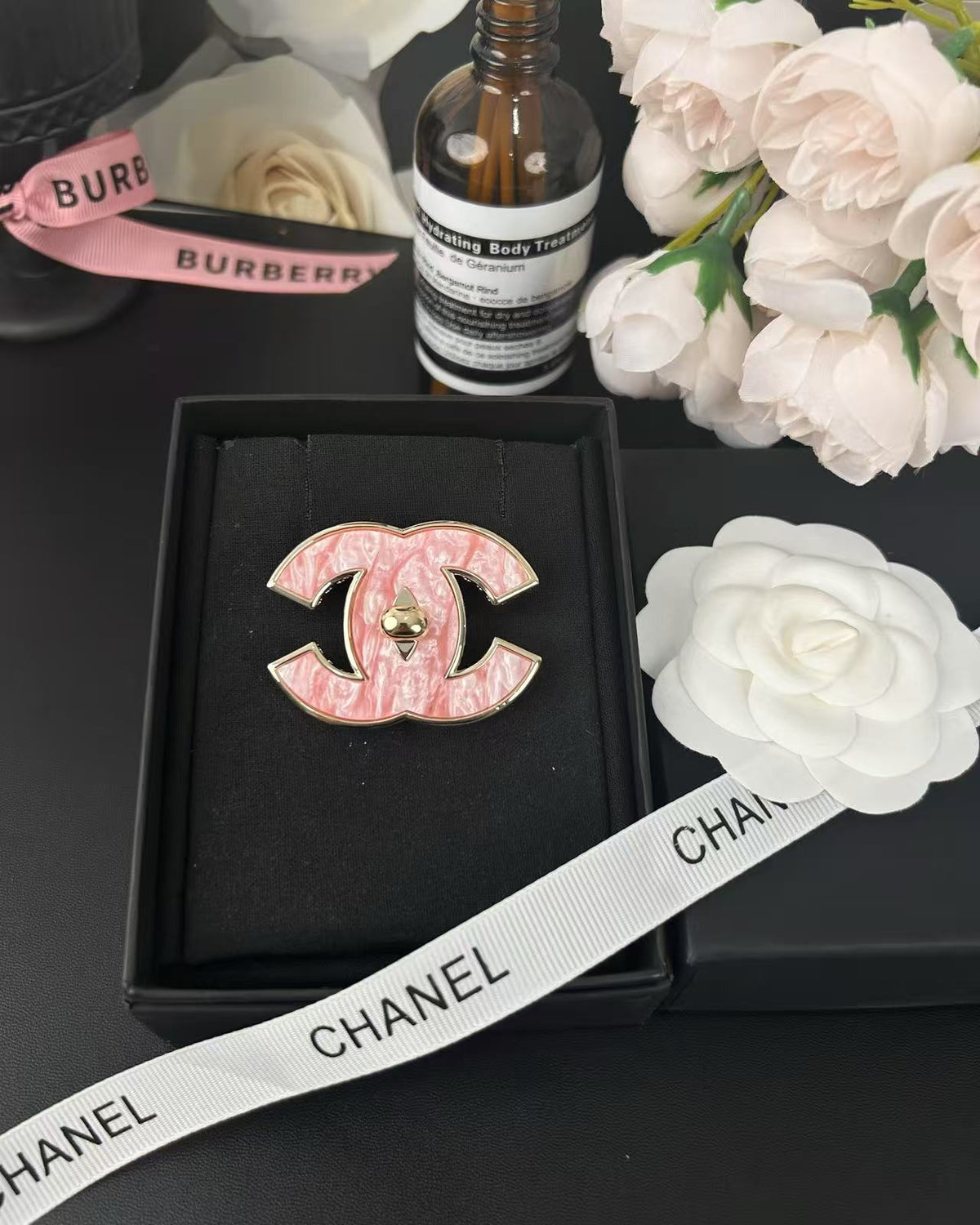 [⭐Renara]Pink Resin Classic Brooch 5cm