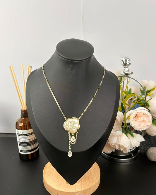 [⭐Renara]Cloud Pearl Mother-of-Pearl Diamond Chain Pendant Necklace
