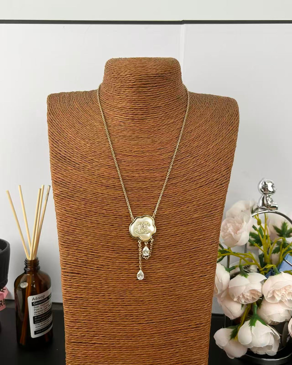 [⭐Renara]Cloud Pearl Mother-of-Pearl Diamond Chain Pendant Necklace