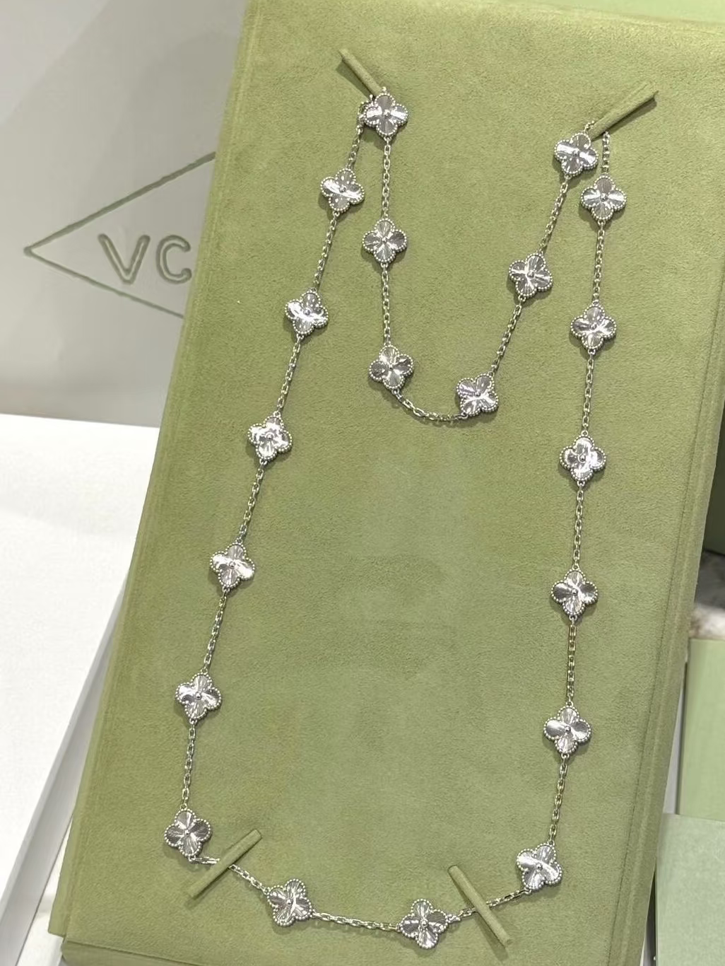 [⭐Renara]CLOVER 20 MOTIFS SILVER LASER