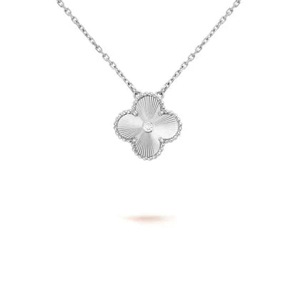 [⭐Renara]CLOVER  15MM DIAMOND LASER NECKLACE SILVER