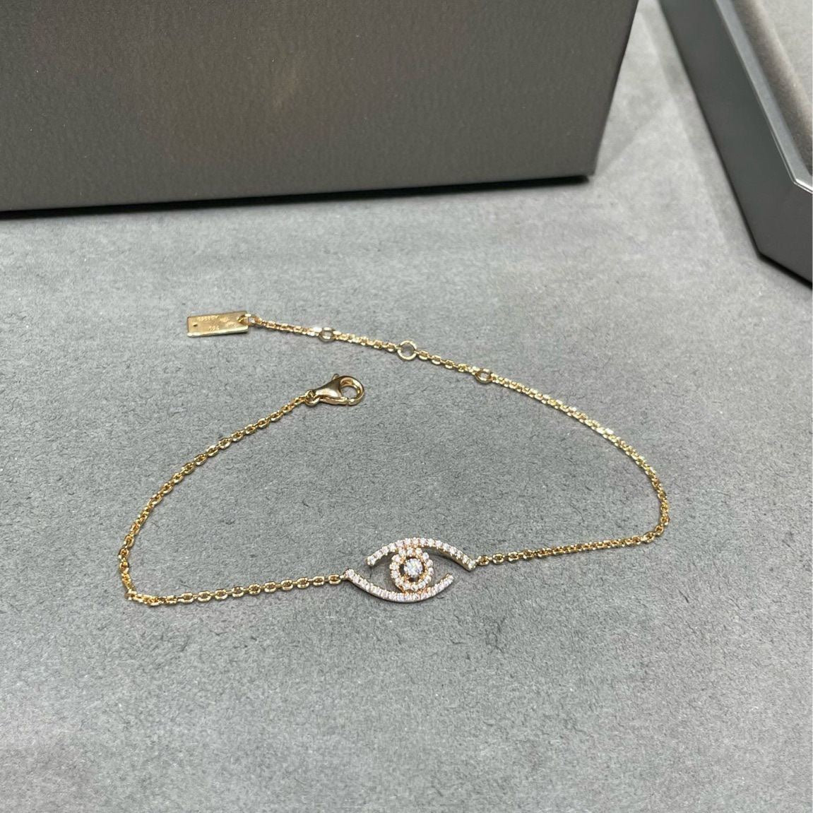 [⭐Renara]Demo Eye Pave-Set Diamond Bracelet