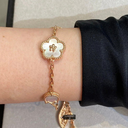 [⭐Renara]LUCKY SPRING 5 MOTIF BRACELET