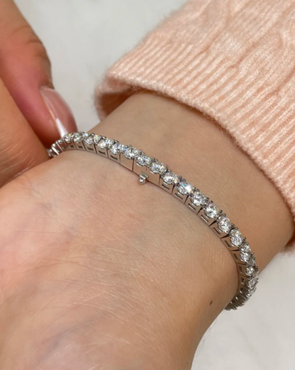 [⭐Renara]  CLASSIC BASEBALL BRACELAT, 52 DIAMOND
