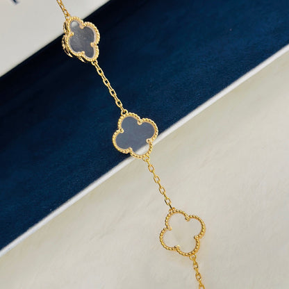 [⭐Renara]CLOVER 5 MOTIF ROCK CRYSTAL BRACELET