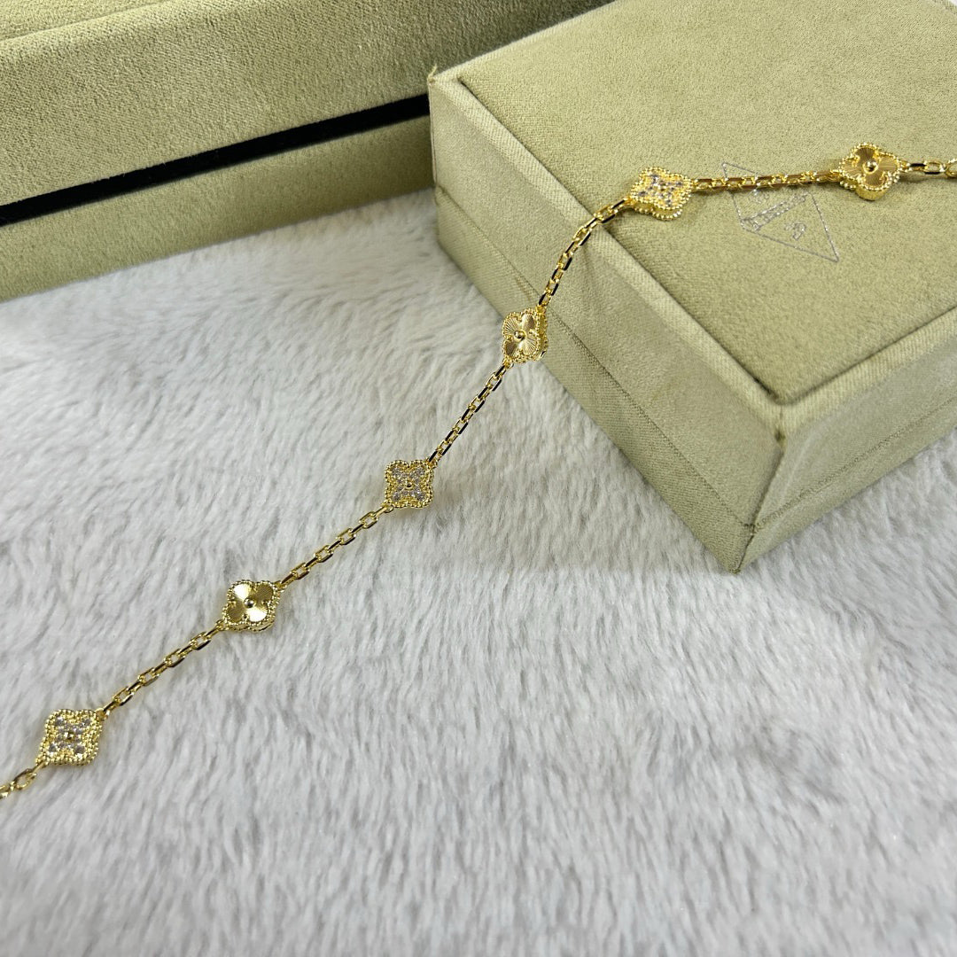[⭐Renara]CLOVER 6 MOTIF DIAMOND LASER BRACELET