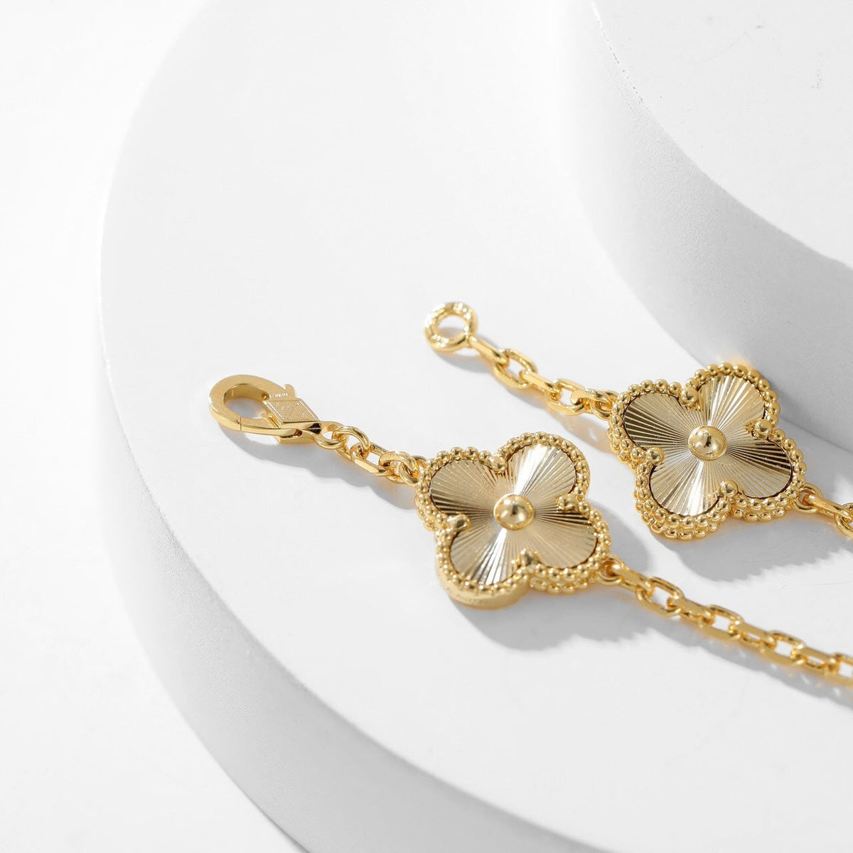 [⭐Renara]CLOVER 10 MOTIFS LASER NECKLACE