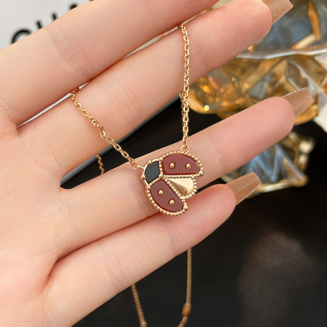 [⭐Renara]LUCKY  CARNELIANS LADYBUG NECKLACE
