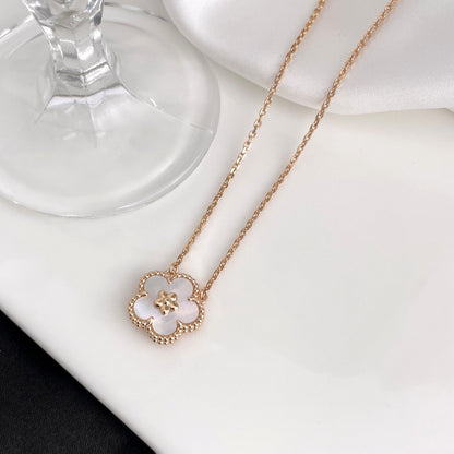 [⭐Renara]LUCKY  WHITE MOP  PLUM BLOSSOM NECKLACE