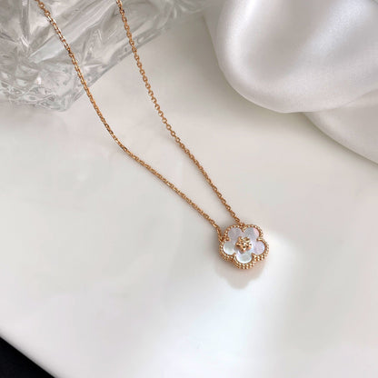 [⭐Renara]LUCKY  WHITE MOP  PLUM BLOSSOM NECKLACE