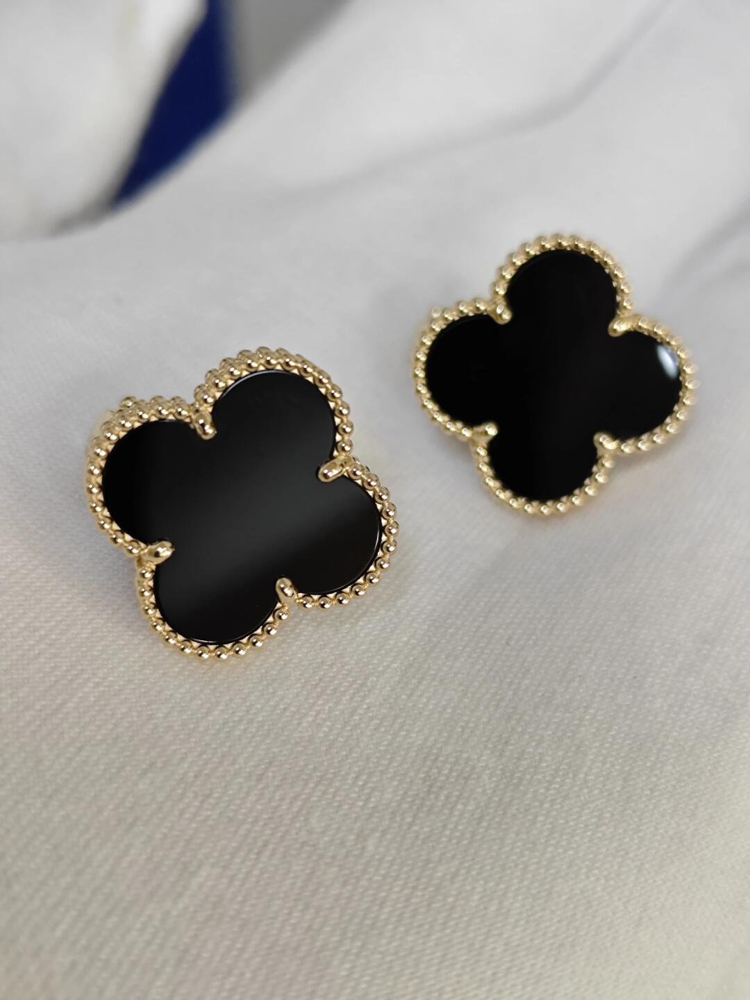 [⭐Renara]CLOVER 20MM BLACK MOP EARRINGS