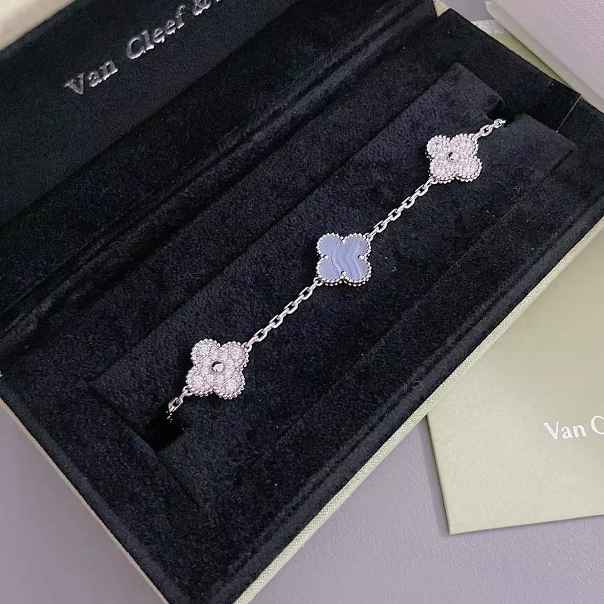 [⭐Renara] CLOVER 5 MOTIF PURPLE CHALCEDONY BRACELET COLLECTION