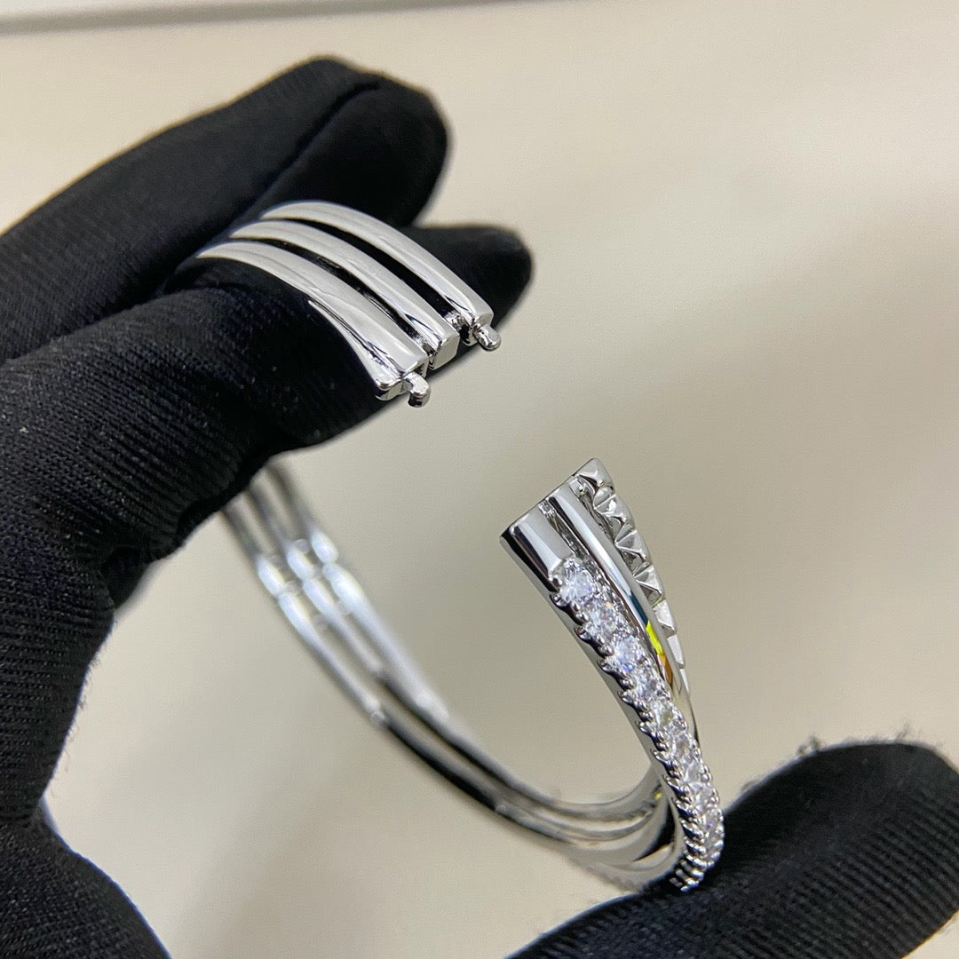 [⭐Renara]ETINCELLE HALF-PAVED DIAMOND BRACELET