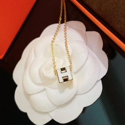 [⭐Renara]H WHITE SQUARE GOLD NECKLACE