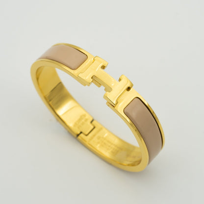 [⭐Renara]H GREY BRACELET
