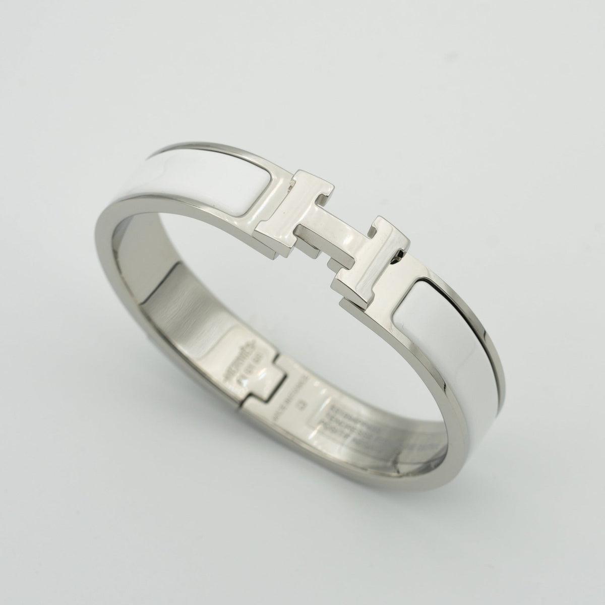 [⭐Renara]H WHITE BRACELET