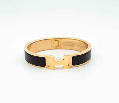 [⭐Renara]H BLACK BRACELET
