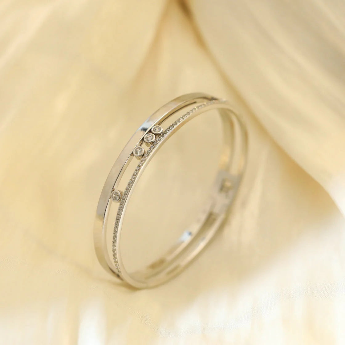 [⭐Renara]Move Romane Diamond Bangle Bracelet