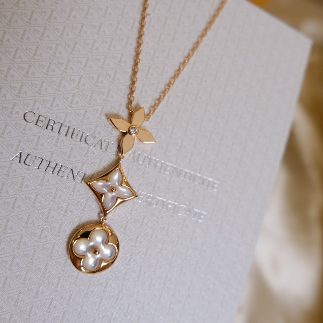 [⭐Renara]COLOR BLOSSOM LARIAT NECKLACE PINK GOLD WHITE MOTHER PEARL AND DIAMOND