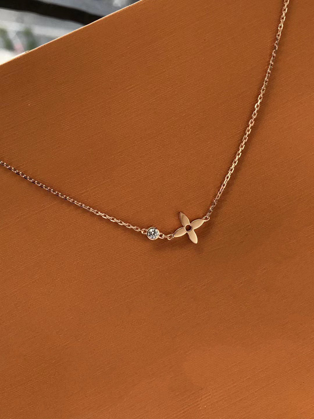 [⭐Renara]BLOSSOM PENDANT PINK GOLD AND DIAMOND