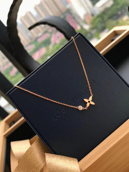 [⭐Renara]BLOSSOM PENDANT PINK GOLD AND DIAMOND