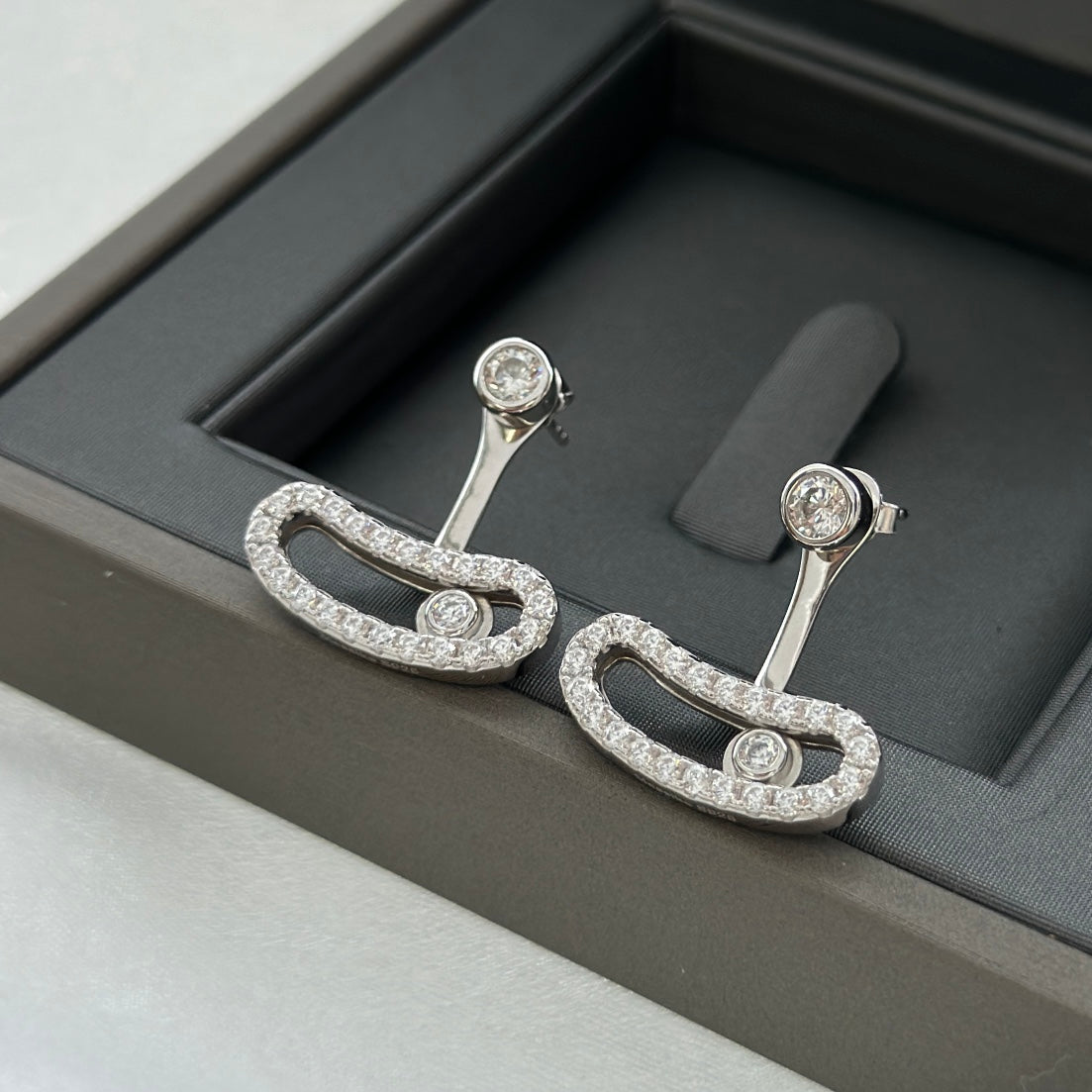 [⭐Renara]MOVE UNO SILVER DIAMOND EARRINGS