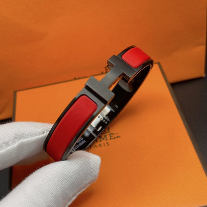 [⭐Renara]CLIC HM SO BLACK RED BRACELET