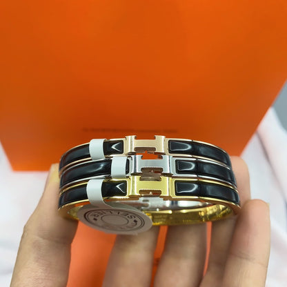 [⭐Renara]CLASSIC HM CLIC BLACK 8MM ENAMEL BRACELET