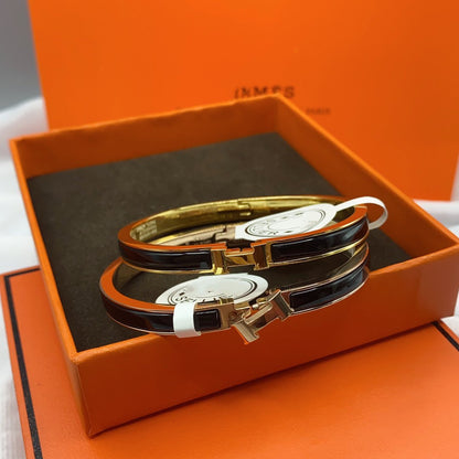 [⭐Renara]CLASSIC HM CLIC BLACK 8MM ENAMEL BRACELET