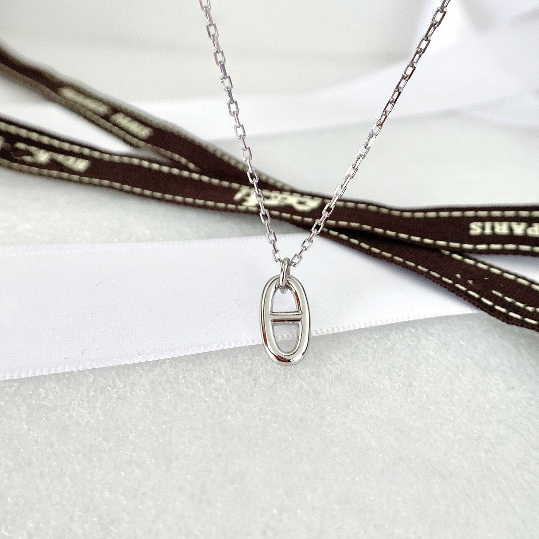 [⭐Renara]HM PIG NOSE NECKLACE