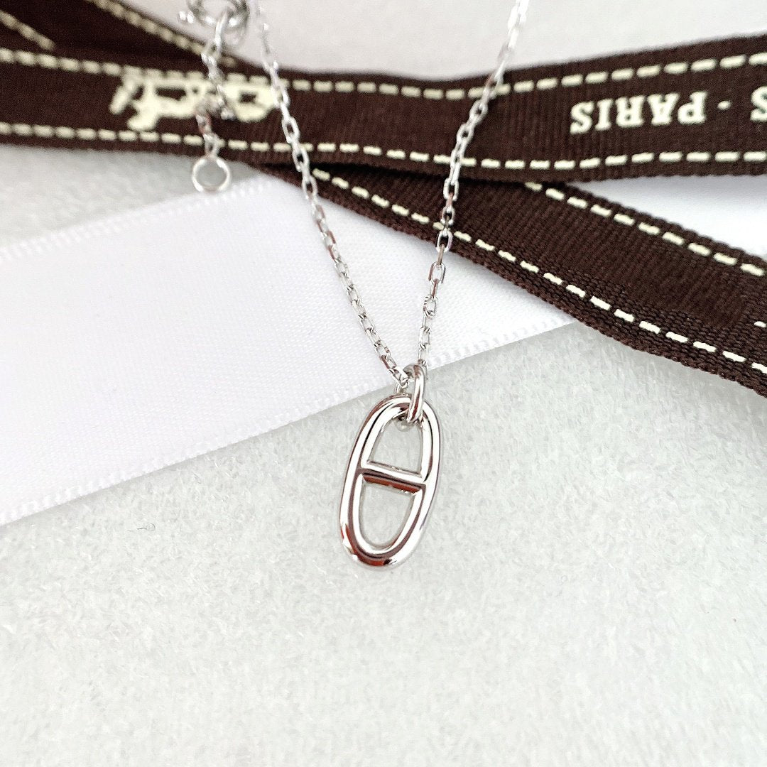 [⭐Renara]HM PIG NOSE NECKLACE