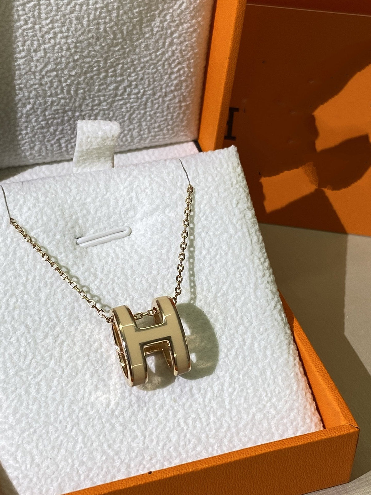 [⭐Renara]HM CLIC YELLOW ENAMEL GOLD NECKLACE