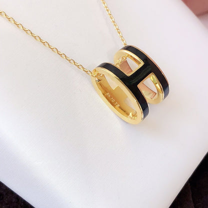 [⭐Renara]HM CLIC BLACK ENAMEL GOLD NECKLACE