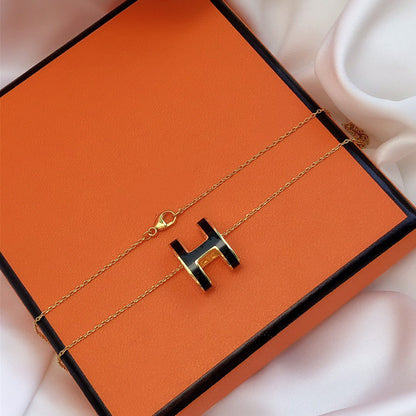 [⭐Renara]HM CLIC BLACK ENAMEL GOLD NECKLACE
