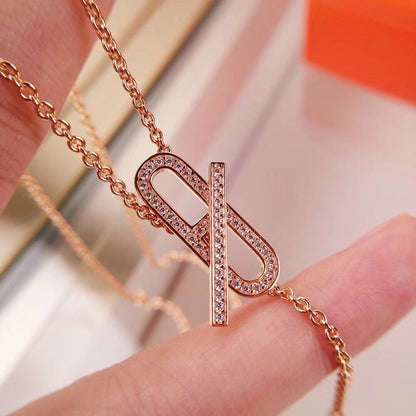 [⭐Renara]HM FIRE PIG NOSE NECKLACE TRENDY STREET
