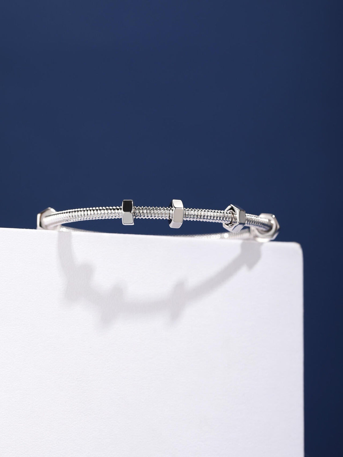 [⭐Renara jewelrys]CT THREADED BRACELET