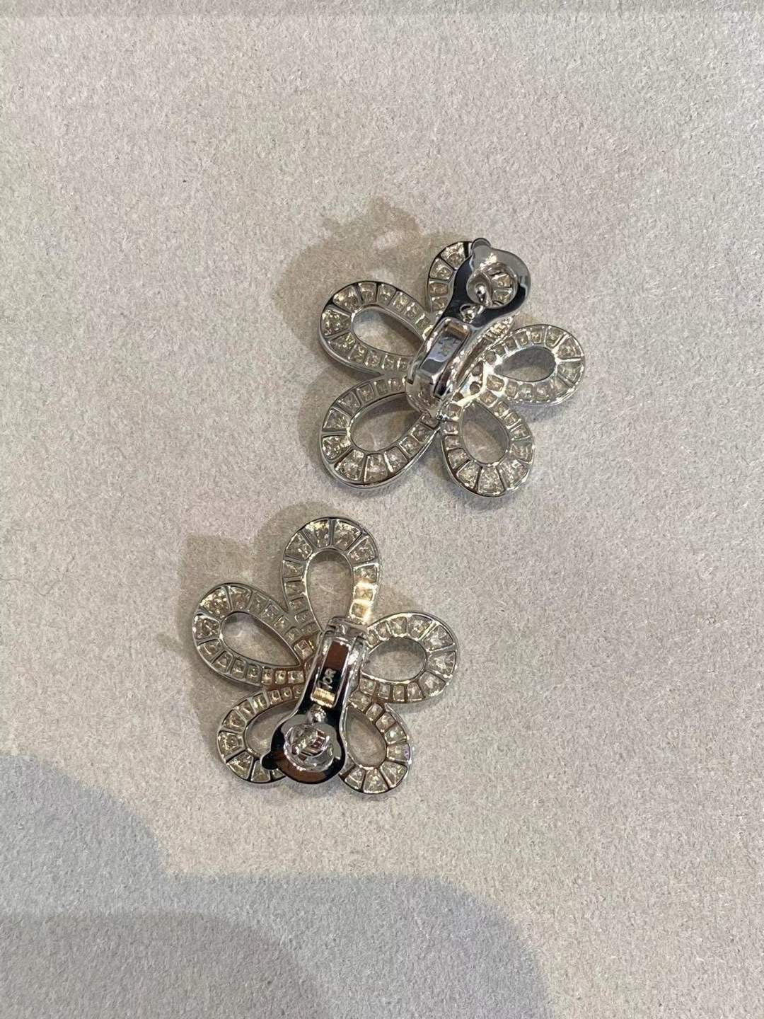 [⭐Renara]FLOWERLACE EARRINGS FULL DIAMONDS