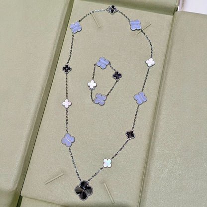 [⭐Renara]DETACHABLE CLOVER 15(11+4) FLOWER SILVER NECKLACE SET