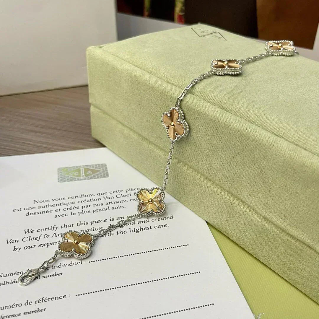 [⭐Renara] CLOVER 5 MOTIF LASER BRACELET COLLECTION