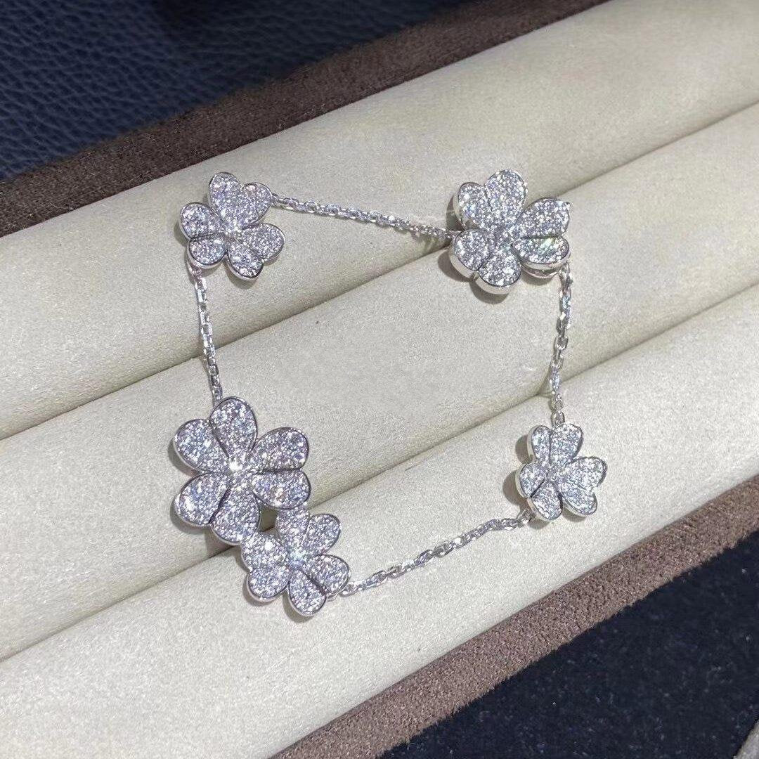 [⭐Renara]FRIVOLE SILVER 5 FLOWERS BRACELET
