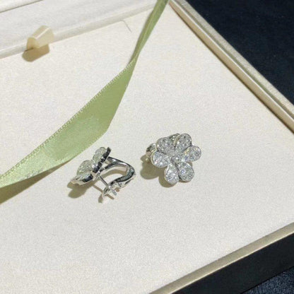 [⭐Renara]FRIVOLE SILVER FLOWER DIAMOND EARRINGS