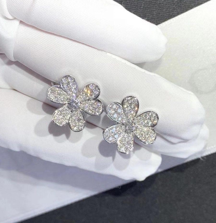 [⭐Renara]FRIVOLE SILVER FLOWER DIAMOND EARRINGS