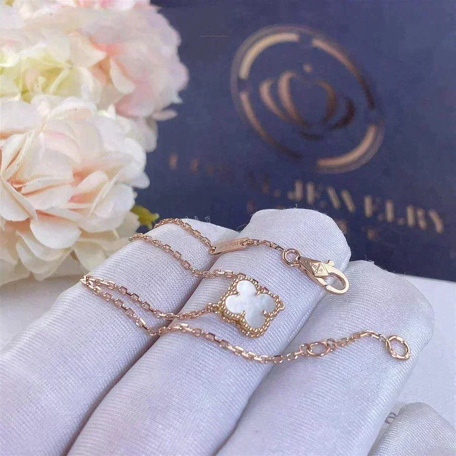 [⭐Renara]CLOVER WHITE MOP SINGLE FLOWER BRACELET