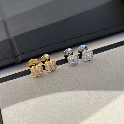 [⭐Renara]CLOVER MINI DIAMOND STUD EARRINGS